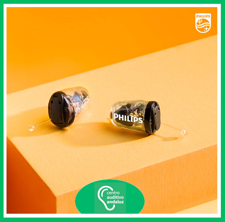 Audífono en el oído