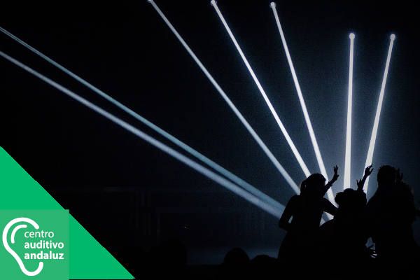 Artistas que sufren pérdida auditiva