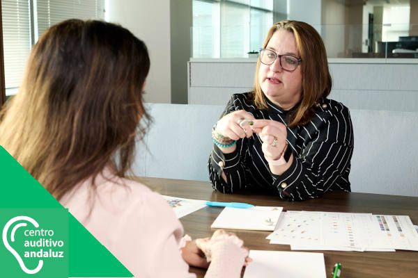 Renueva tus audífonos en Estepona